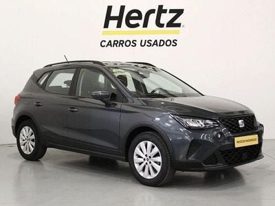 Usado Seat Arona 95 HP (69 kW) 2023 Cinzento SUV