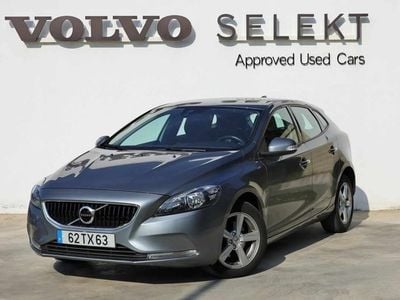 Usado Volvo V40 Kinetic 120 HP (88 kW) 2016 714  cinzento ósmio Carrinha