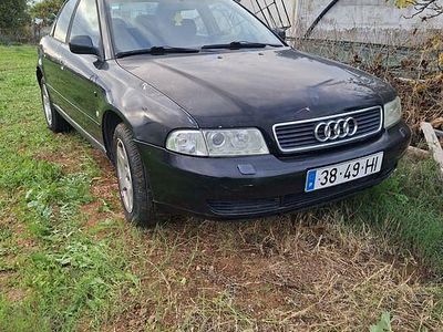 Usado Audi A4 125 HP (91 kW) 1996 Sedan