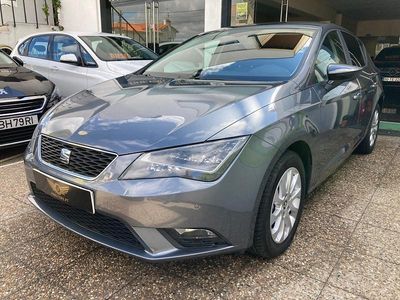 Cinza Usado 2014 Seat Leon Reference | € 12.950 (Preço justo)