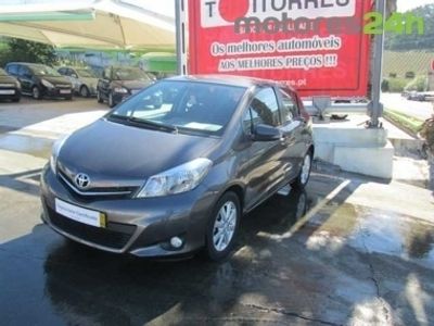 usado Toyota Yaris 1.0 VVT-i Comfort+P.Style