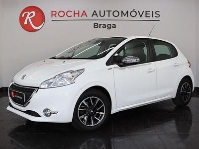 usado Peugeot 208 1.2 VTi SE Style