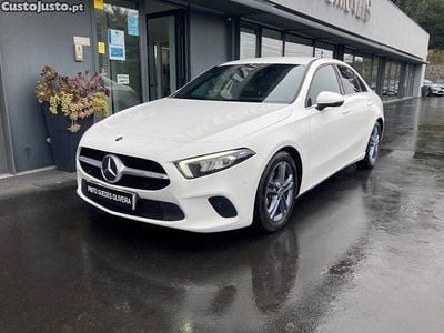 Branco Usado 2019 Mercedes A180 Progressive Sedan | € 22.500 (Preço justo)