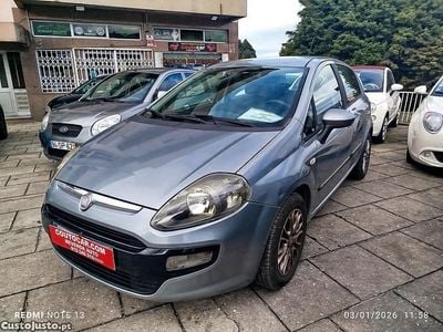 Cinza Usado 2011 Fiat Grande Punto Citadino | € 4.899