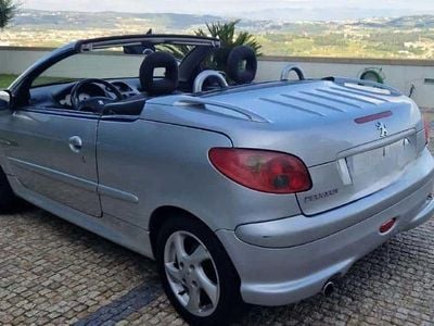 Usado Peugeot 206 CC 110 HP (80 kW) 2005 Cabrios