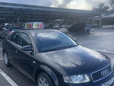 Usado 2002 Audi A4 Sedan | € 2.350