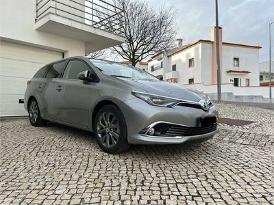 usado Toyota Auris Touring Sports 1.8 HSD Exclusive +TSS+Navi