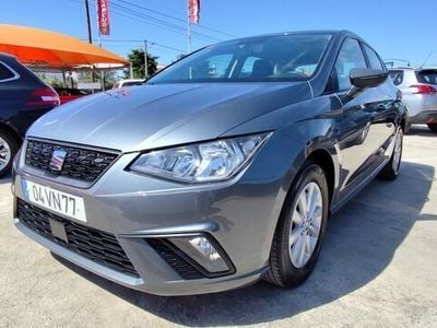 Usado Seat Ibiza Style 95 HP (69 kW) 2018 Cinza Citadino