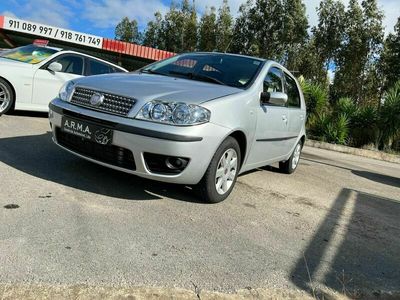 usado Fiat Punto ---