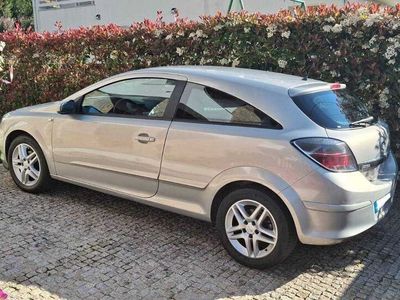 usado Opel Astra GTC 