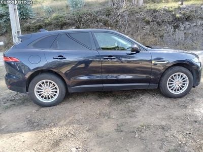 Usado Jaguar F-Pace Prestige 163 HP (119 kW) 2018 Azul SUV