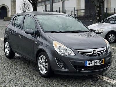 Cinza Usado 2012 Opel Corsa Enjoy Citadino | € 5.900 (Preço justo)