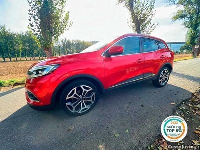 Usado Renault Kadjar Intens 115 HP (84 kW) 2021 Vermelho SUV