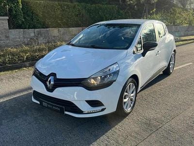 Usado Renault Clio IV Komfort 75 HP (55 kW) 2016 Branco