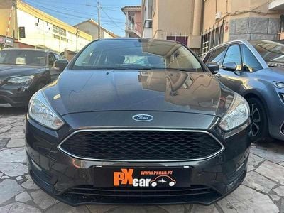 Cinza Usado 2015 Ford Focus Trend+ Carrinha | € 11.000 (Preço justo)