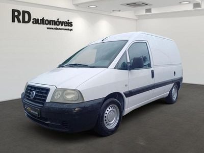 Usado Fiat Scudo 69 HP (50 kW) 2004 Branco Van