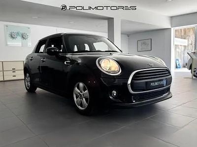 Usado Mini ONE 102 HP (75 kW) 2019 Preto Citadino