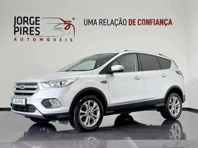 Usado Ford Kuga 120 HP (88 kW) 2018 Cinzento SUV