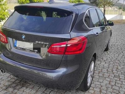 Cinzento Usado 2020 BMW 225 Monovolume | € 22.850 (Preço elevado)