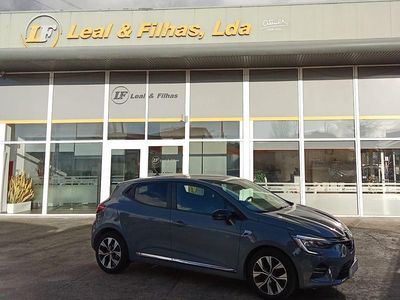 Cinza Usado 2022 Renault Clio V LIMITED | € 15.850 (Preço justo)