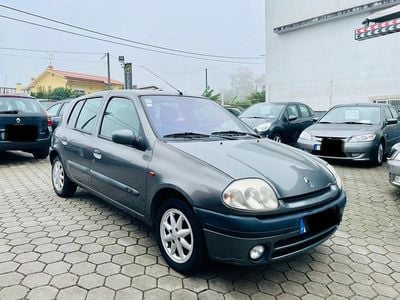 Renault Clio II
