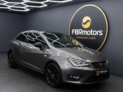 Usado Seat Ibiza FR 85 HP (62 kW) 2015 Cinzento Coupé
