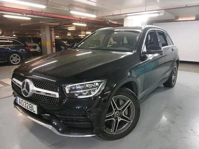 Preto Usado 2022 Mercedes GLC300 SUV | € 47.990 (Preço justo)