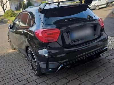Branco Usado 2014 Mercedes A45 AMG AMG | € 25.000