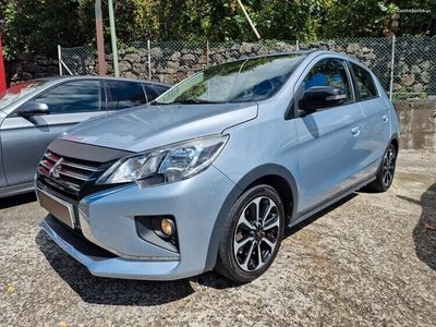Usado Mitsubishi Space Star Intense 80 HP (58 kW) 2021 Cinza