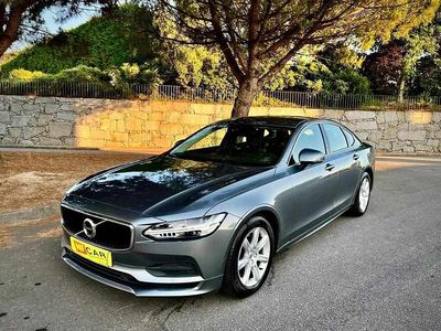 Usado Volvo S90 150 HP (110 kW) 2019 Cinzento Sedan