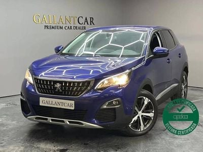 Usado Peugeot 3008 Allure 130 HP (95 kW) 2020 Azul SUV