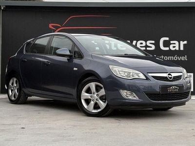 Usado Opel Astra Enjoy 125 HP (91 kW) 2010 Azul Citadino