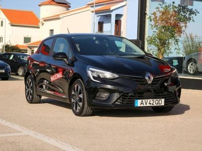 Preto Usado 2022 Renault Clio V Evolution | € 17.490 (Preço justo)