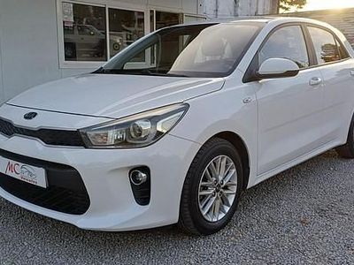 Usado Kia Rio 78 HP (57 kW) 2018 Branco