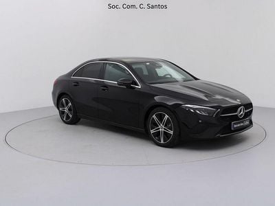 Usado Mercedes A180 Advanced 116 HP (85 kW) 2025 Preto Sedan
