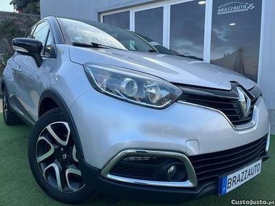 Usado Renault Captur 110 HP (80 kW) 2014 Cinza SUV