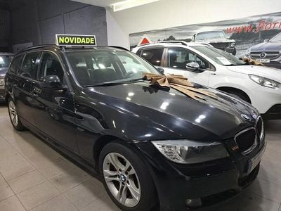 Usado BMW 318 143 HP (105 kW) 2011 Preto Carrinha