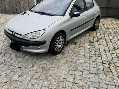 Usado 2003 Peugeot 206 Sedan | € 2.999 (Preço elevado)
