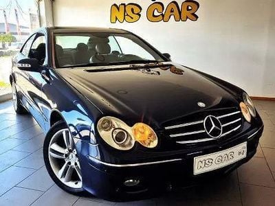 Usado Mercedes CLK220 Avantgarde 150 HP (110 kW) 2008 Azul Coupé