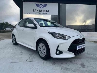 Branco Usado 2022 Toyota Yaris | € 15.990 (Preço justo)