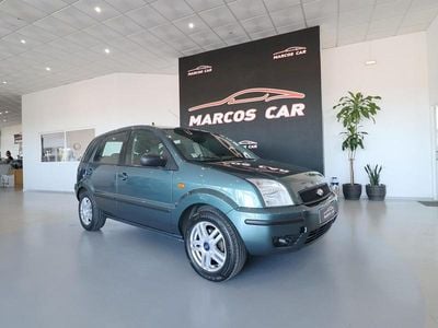 Verde Usado 2002 Ford Fusion Trend | € 4.900