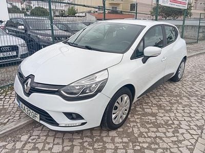Branco Usado 2018 Renault Clio IV | € 10.900 (Bom preço)
