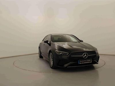 Usado Mercedes CLA200 150 HP (110 kW) 2025 Preto Sedan