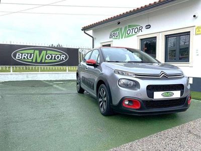 Cinzento Usado 2019 Citroën C3 PureTech Citadino | € 13.990 (Preço justo)