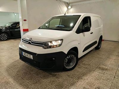 Branco Usado 2020 Citroën Berlingo Monovolume | € 12.480 (Preço elevado)