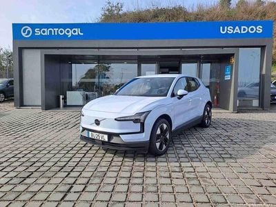 Branco Usado 2025 Volvo EX30 Core SUV | € 36.990 (Preço justo)