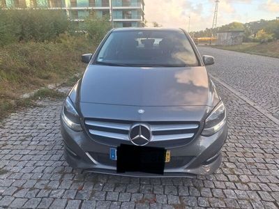 Mercedes B180