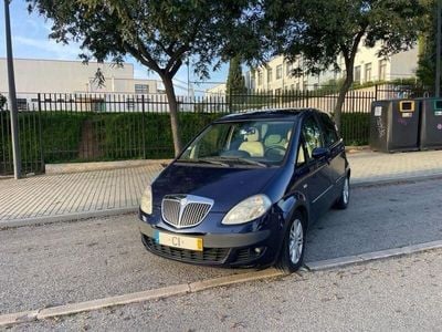Usado 2006 Lancia Musa Monovolume | € 3.000