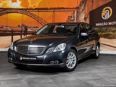Usado Mercedes E250 Elegance 204 HP (150 kW) 2009 Cinza Sedan