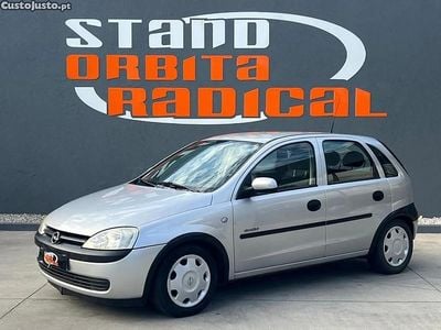 Cinza Usado 2002 Opel Corsa Citadino | € 3.750 (Caro)